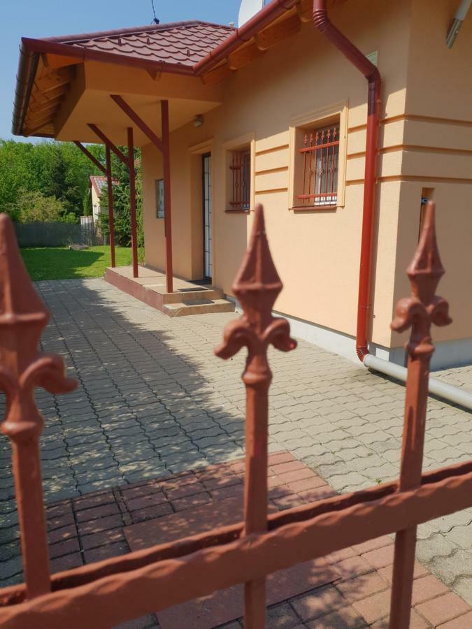 Zseki Apartman Hajdúszoboszló Extérieur photo